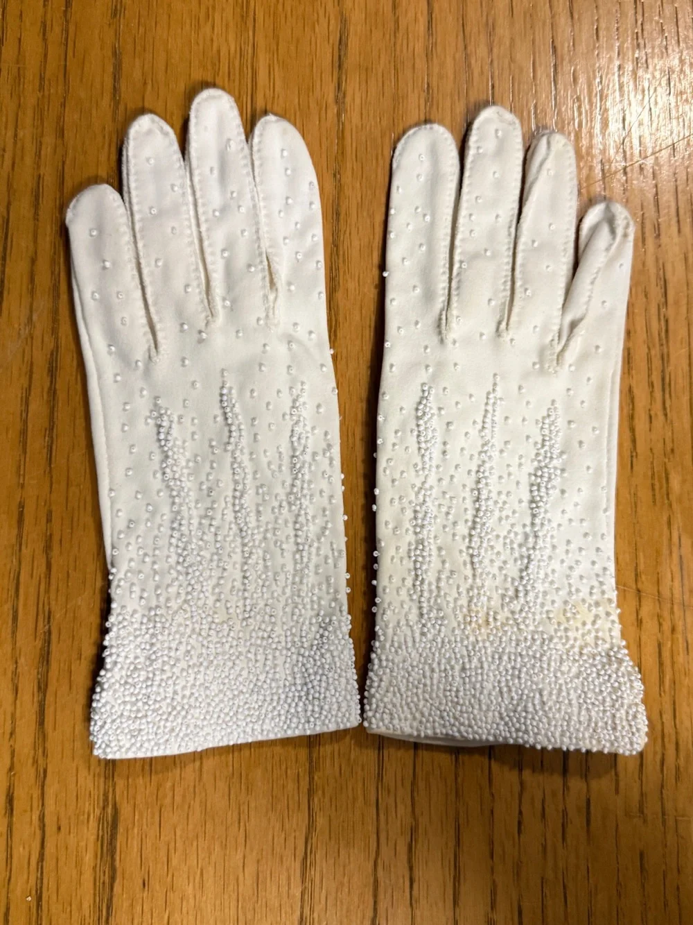 Vintage White Seed Bead Embellished Wrist Length Evening Gloves As Is Flaws